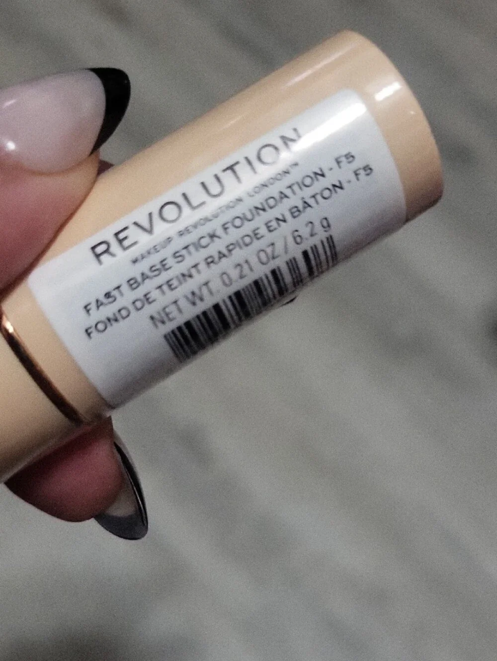 Revolution Cream Concealer Stick - F5
